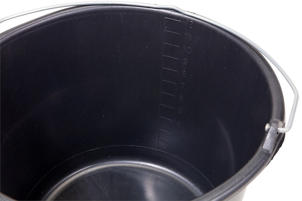 Bouwemmer  12 liter  zwart,  met  hengsel